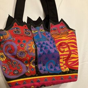 Laurel Burch Cat bag canvas black and multi colored cats black handle